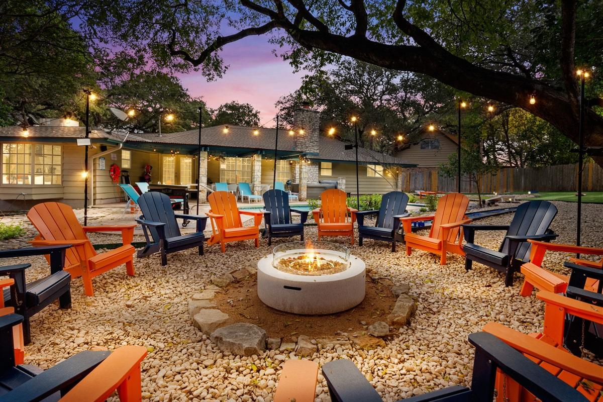 As the fire crackles and the string lights twinkle above, you’ll feel an unbreakable bond with loved ones—sharing stories, laughter, and unforgettable moments under the Texas sky.